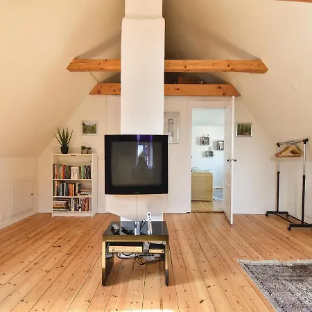 Four Bedroom Holiday In Ferienhaus *
